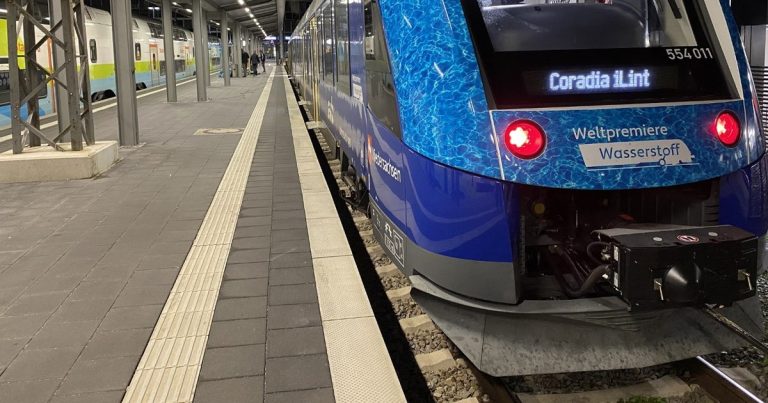 Alstom se pregătește să dezafecteze fabrica din Derby din cauza întârzierilor comenzilor