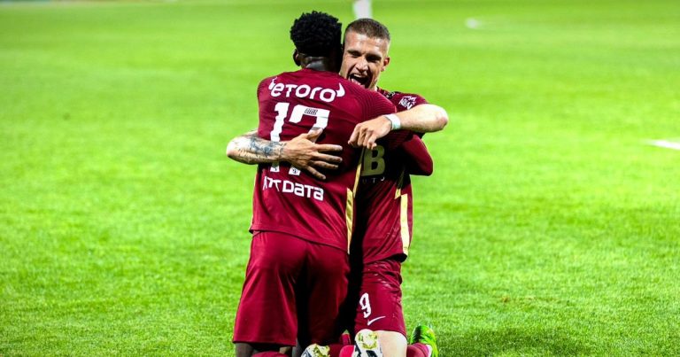 Victorie pentru CFR Cluj, 3-2 cu Rapid, în play-off-ul Superligii